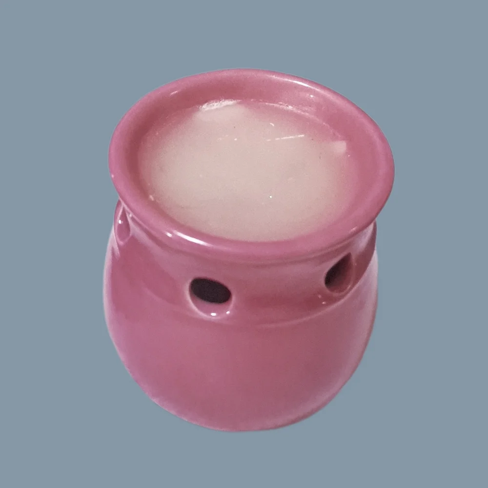 Pink Ceramic Oil Diffuser / Wax Melter Candle Warmer. NWOT